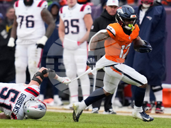 Patriots Broncos Football