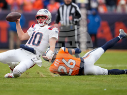 Patriots Broncos Football