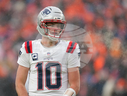 Patriots Broncos Football