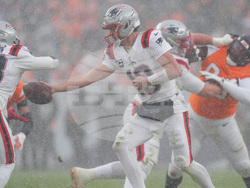 Patriots Broncos Football