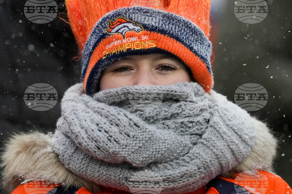 APTOPIX Patriots Broncos Football