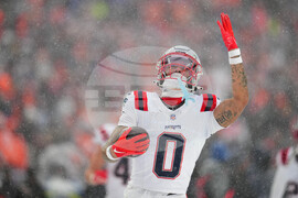 APTOPIX Patriots Broncos Football