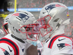 Patriots Broncos Football