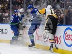 Penguins Canucks Hockey