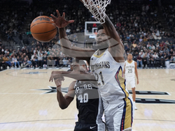 Pelicans Spurs Basketball