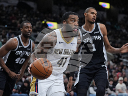 Pelicans Spurs Basketball