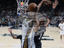 Pelicans Spurs Basketball