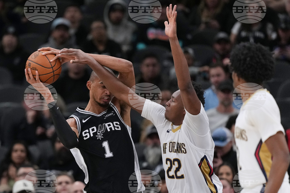 Pelicans Spurs Basketball