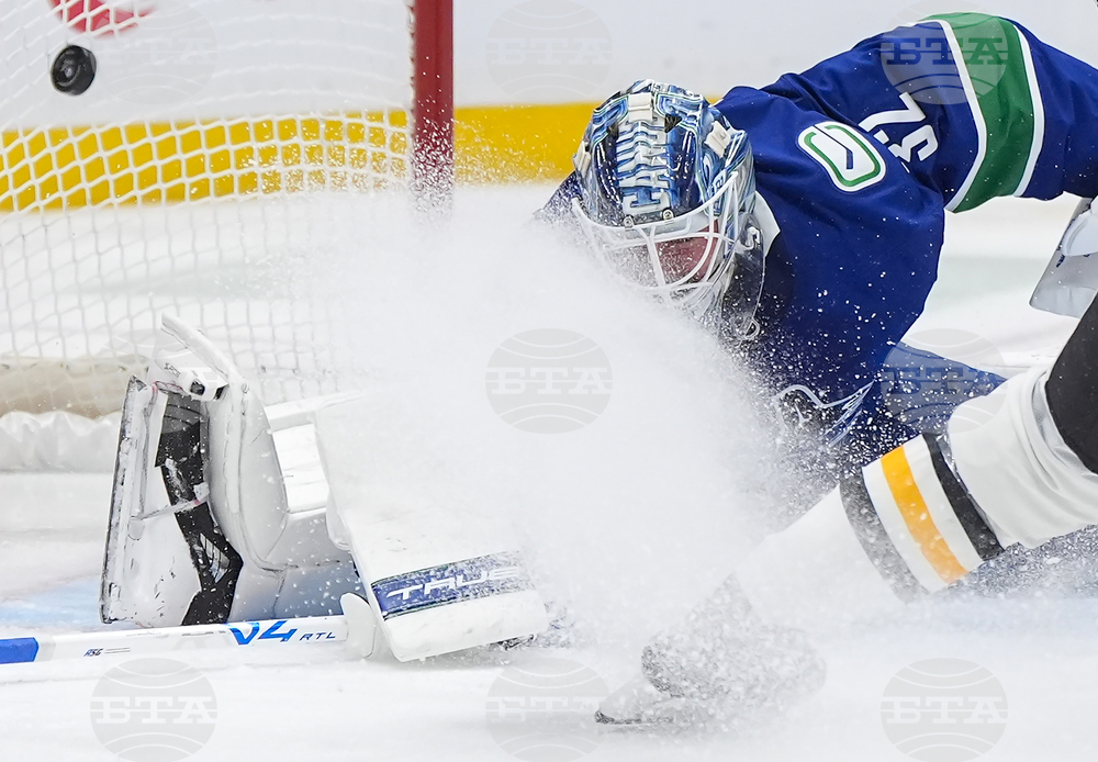 Penguins Canucks Hockey