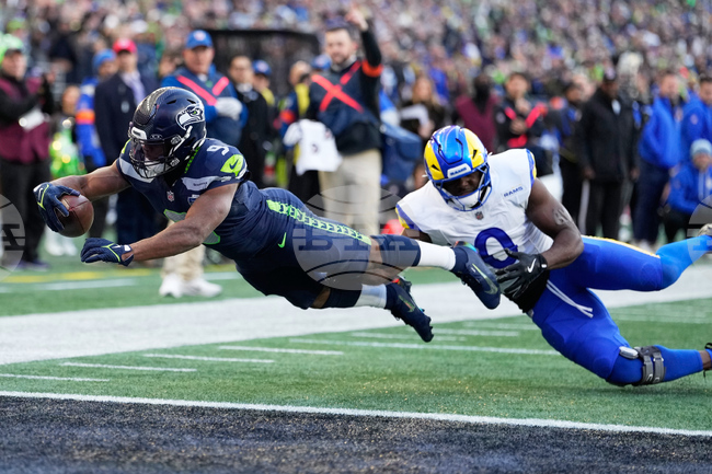 Ню Инглънд Пейтриътс и Сиатъл Сийхоукс ще играят на Супербоул LX