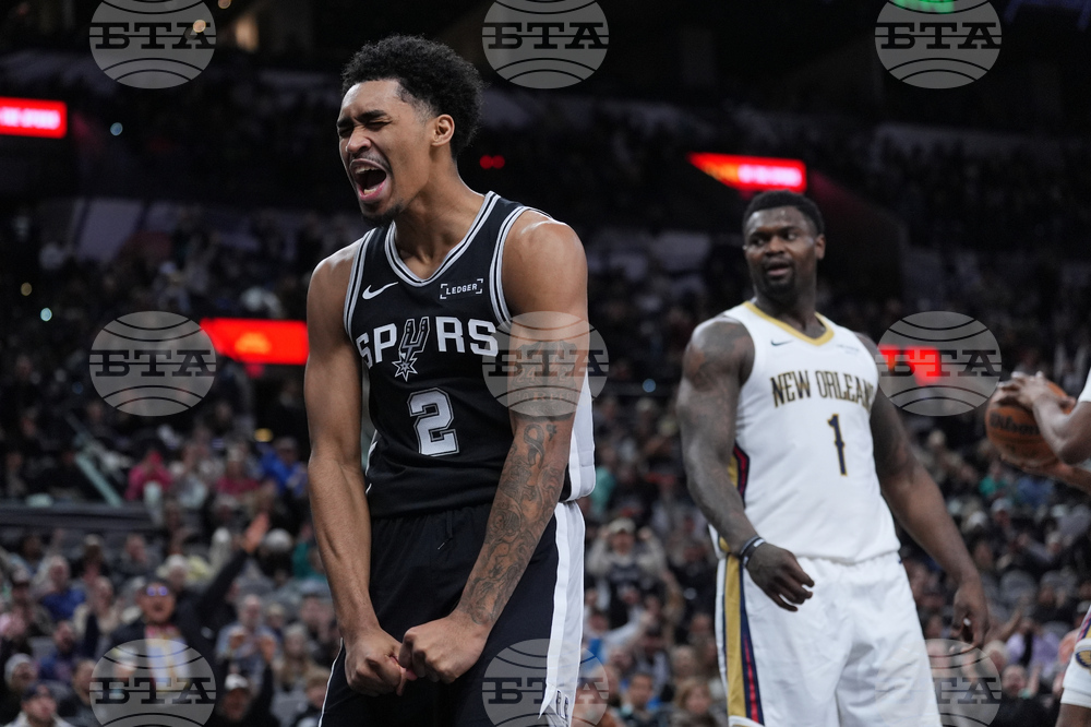 Pelicans Spurs Basketball