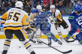 Penguins Canucks Hockey