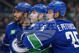 Penguins Canucks Hockey