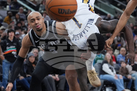 Pelicans Spurs Basketball