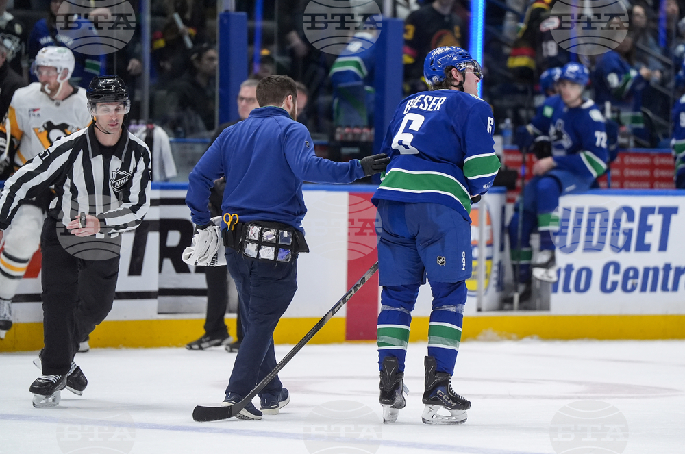 Penguins Canucks Hockey