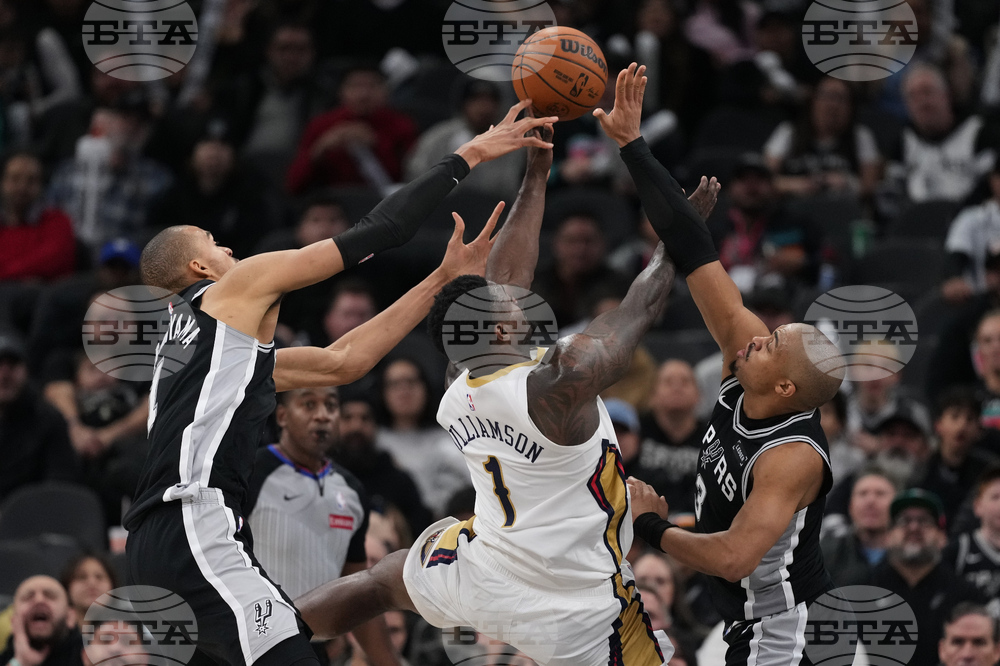 Pelicans Spurs Basketball