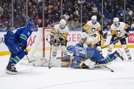 Penguins Canucks Hockey