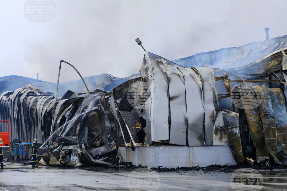 Тялото на пета жертва е открито след експлозията в завод за храни в Гърция