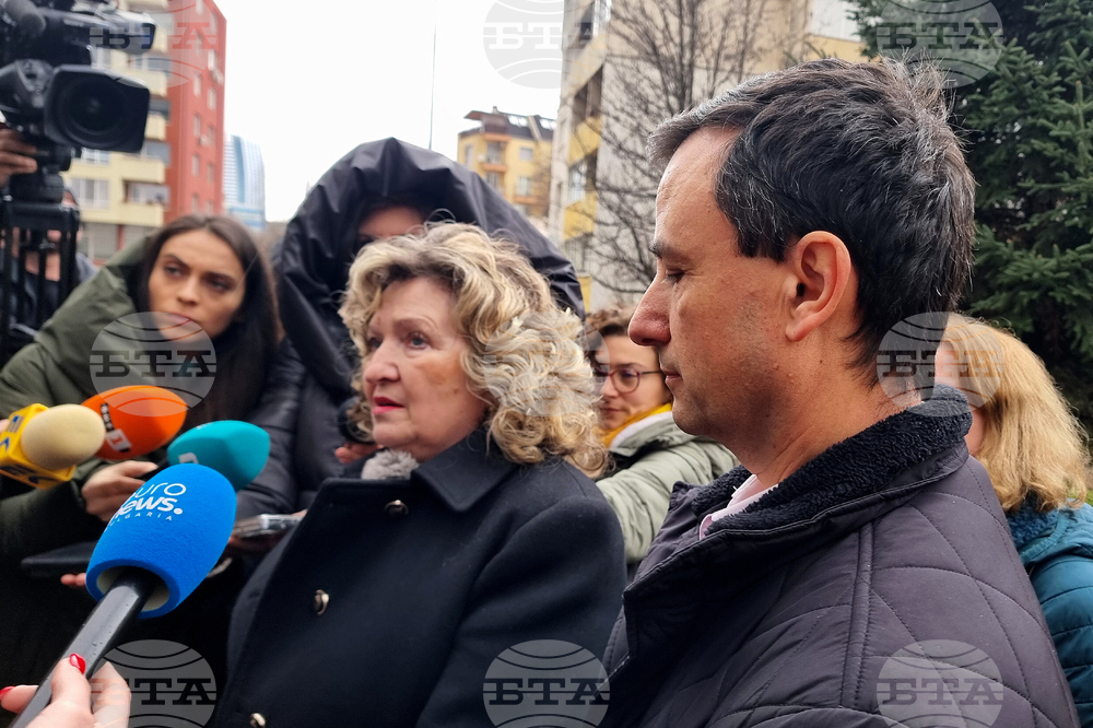 „Продължаваме промяната-Демократична България“ - брифинг - ремонт