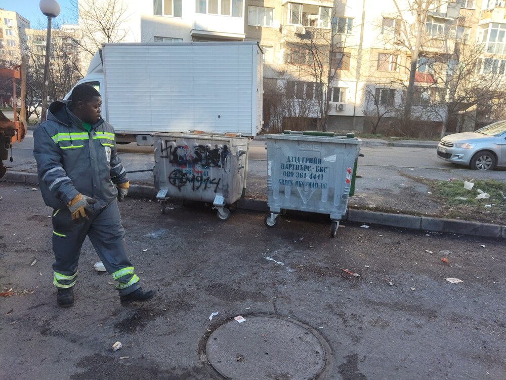 Сметосъбирането в “Слатина”, “Подуяне” и “Люлин”: Усилията са фокусирани върху разчистването на последни точки с натрупвания на отпадъци