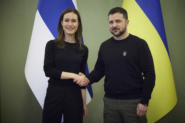 Зеленски нарече "смешни" твърденията, че проукраинска група е замесена във взривяването на газопроводите "Северен поток"