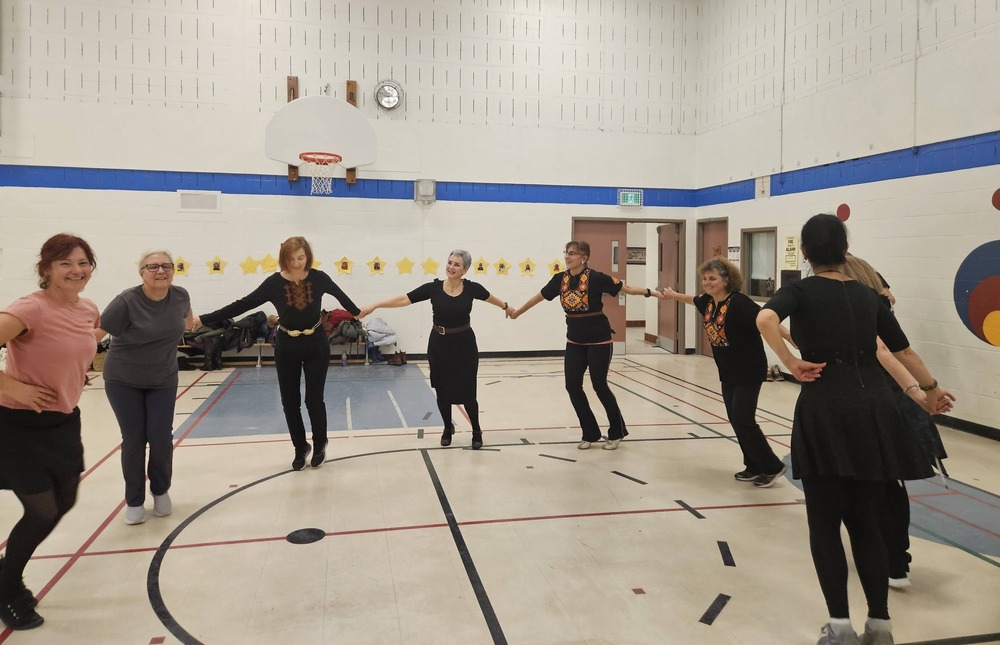 Българският танцов клуб „Вито хоро“ и хор „Орфея“ в Отава, Канада, ще бъдат домакини на събитие „Ден на отворените врати“ на 12 февруари 