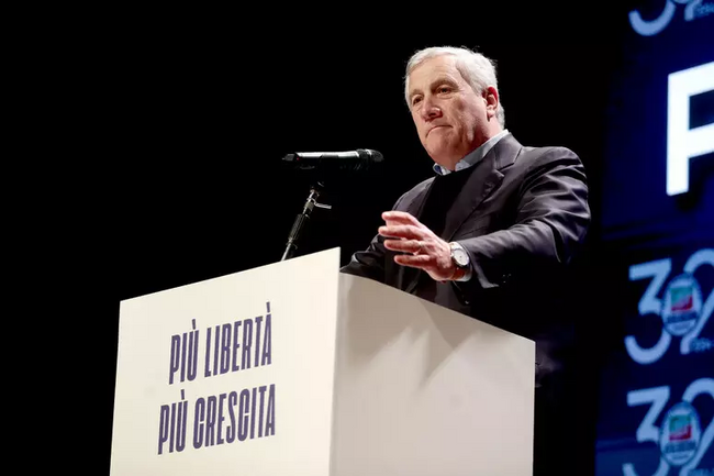 АНСА: Кадрите показват злоупотреби при действията на американските имиграционни служби в Минеаполис, заяви Антонио Таяни