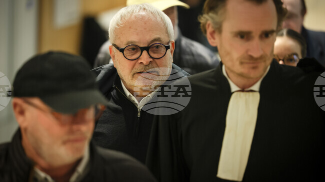 Бивш френски сенатор се изправя пред съда по обвинение, че е че е упоил депутатка без нейно с намерението да я изнасили