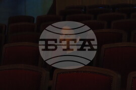 Перник - Общински драматичен театър - постановка „Кръв“ по Джон Стайнбек