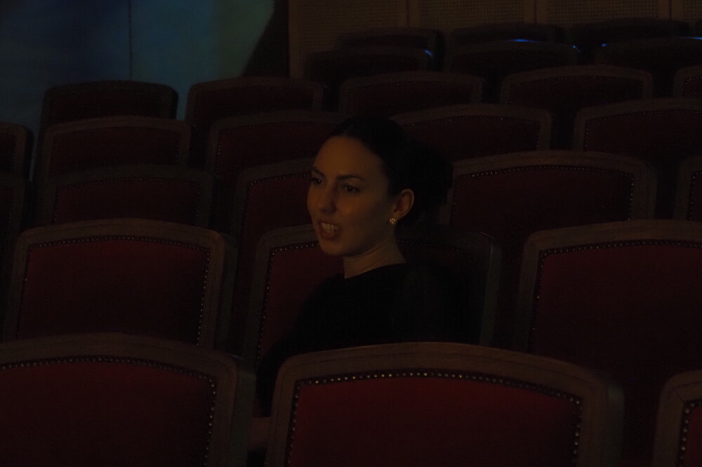 Перник - Общински драматичен театър - постановка „Кръв“ по Джон Стайнбек