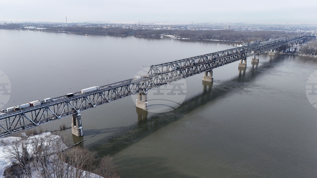 Дунав мост при Русе ще бъде затворен за движение за половин час днес заради авариен ремонт