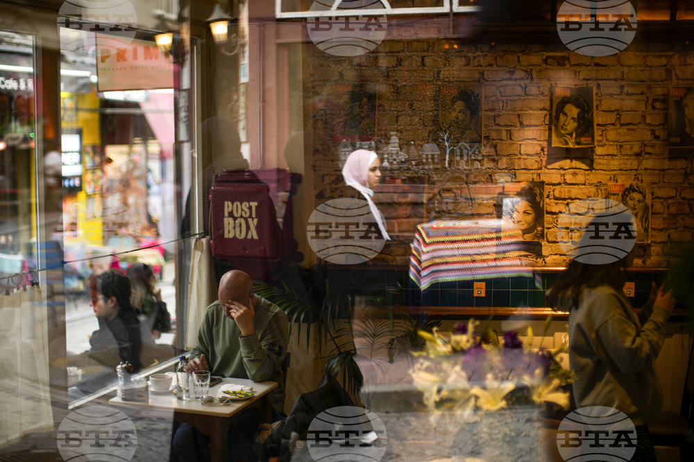 Базар с подаръци от бивши организира турско кафене за Св. Валентин