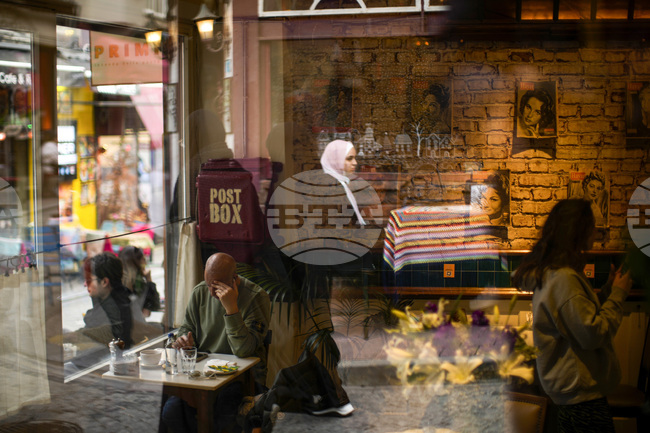 Базар с подаръци от бивши организира турско кафене за Св. Валентин