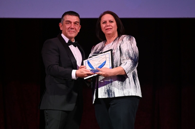 Държавната агенция за закрила на детето получи отличието „Партньор на годината“ на Агенция „Митници“