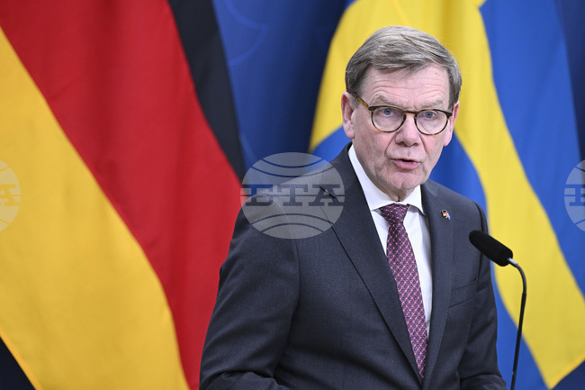 Германският външен министър заяви, че ЕС няма бърза алтернатива на американския ядрен чадър