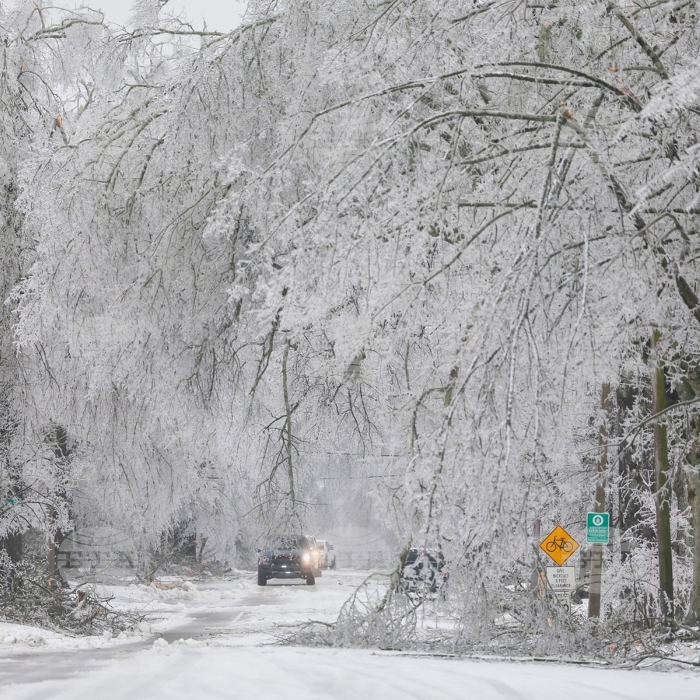 Мачът от НХЛ между Кълъмбъс и Лос Анджелис e отложен поради лоши метеорологични условия