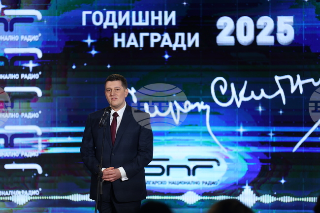 Днес празнуваме ценностите, зад които стои БНР, каза генералният директор Милен Митев на церемонията за наградите "Сирак Скитник"