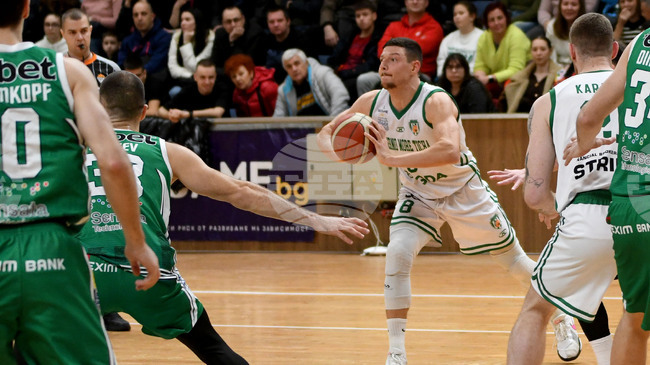 Баскетболният Черно море Тича надделя над домакина Балкан във вълнуващ полуфинал от турнира за Купата на България