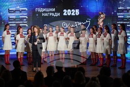 Българско национално радио - награди "Сирак Скитник" - Илияна Йотова - Детски хор на БНР