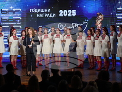 Българско национално радио - награди "Сирак Скитник" - Илияна Йотова - Детски хор на БНР