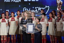 Българско национално радио - награди "Сирак Скитник" - Илияна Йотова - Детски хор на БНР