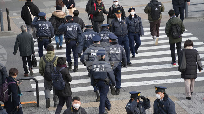 Трима души откраднаха в Токио куфари, в които е имало сума, развяваща се на над 2 милиона евро в брой