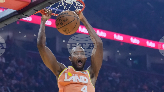 Крилото на Кливланд Кавалиърс Еван Моубли е с контузия в прасеца