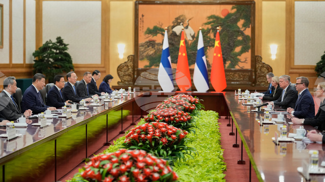 Китайският президент Си прие финландския премиер Орпо; надява се Финландия да има конструктивна роля в отношенията между Пекин и ЕС