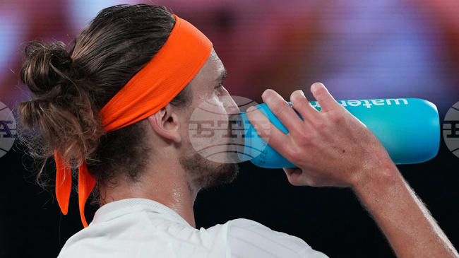 Александър Зверев смята, че Карлос Алкарас не е непобедим преди полуфиналния мач между двамата на Откритото първенство на Австралия