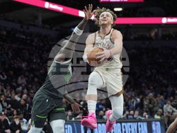 Warriors Timberwolves Basketball