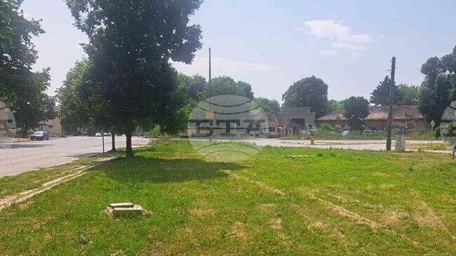 Кметът на община Шумен предлага на Общинския съвет да гласува право на строеж на новата църква на бул. „Мадара" в областния град