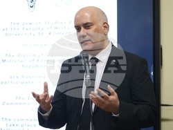 Софийски университет „Свети Климент Охридски“ - Възпоменателна церемония за жертвите на Холокоста