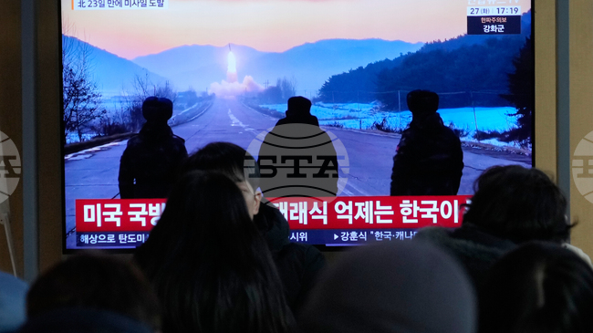 Северна Корея изстреля към Японско море балистични ракети, за които Япония и Южна Корея съобщиха, че са били с малък обсег 