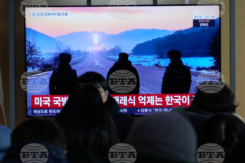 Северна Корея изстреля към Японско море балистични ракети, за които Япония и Южна Корея съобщиха, че са били с малък обсег 